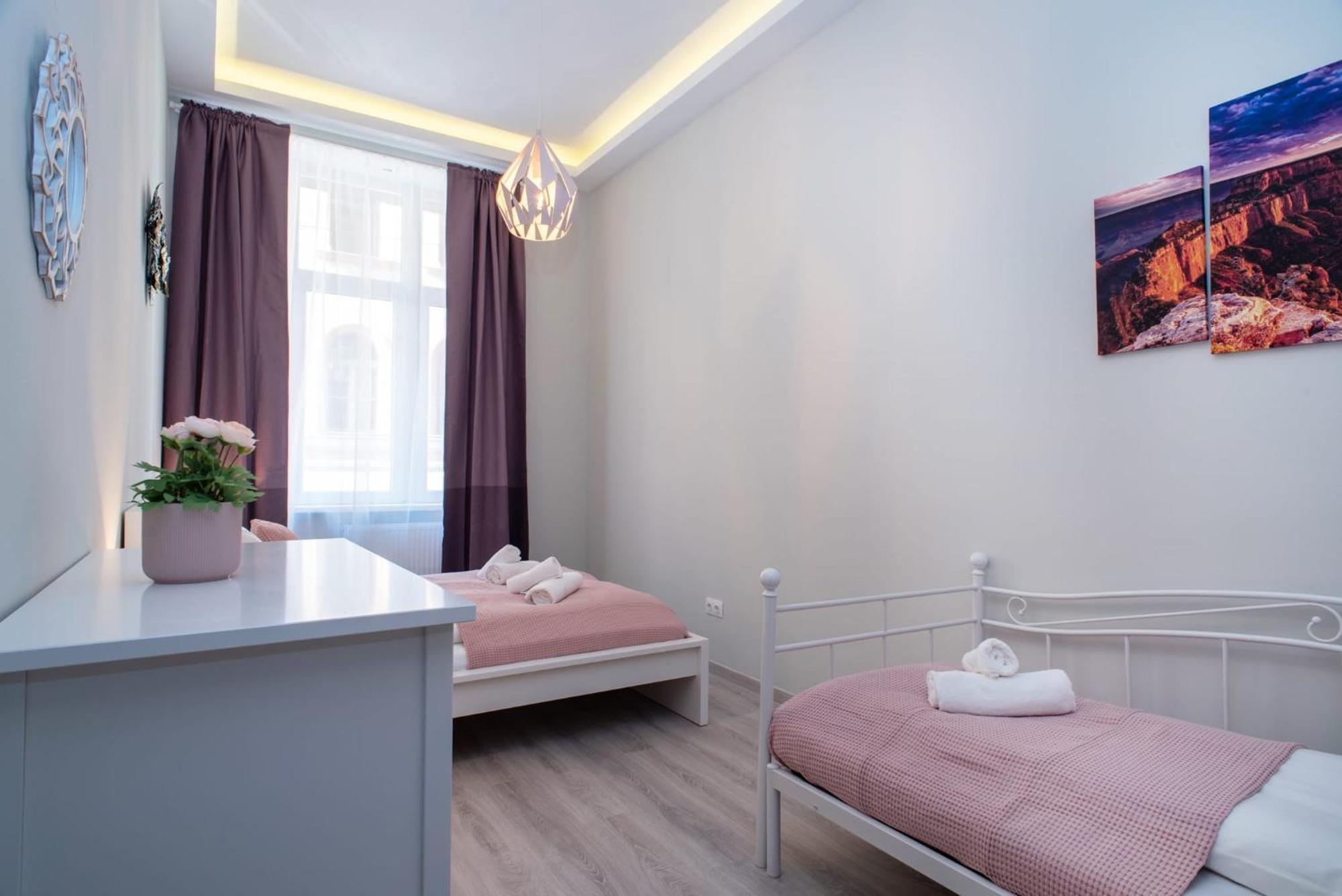 Very Central New And Large Ac Apartment Budapest Ngoại thất bức ảnh