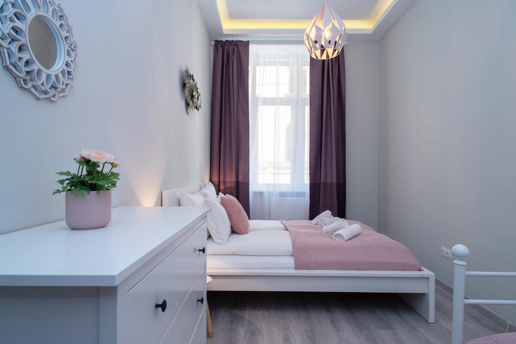 Very Central New And Large Ac Apartment Budapest Ngoại thất bức ảnh