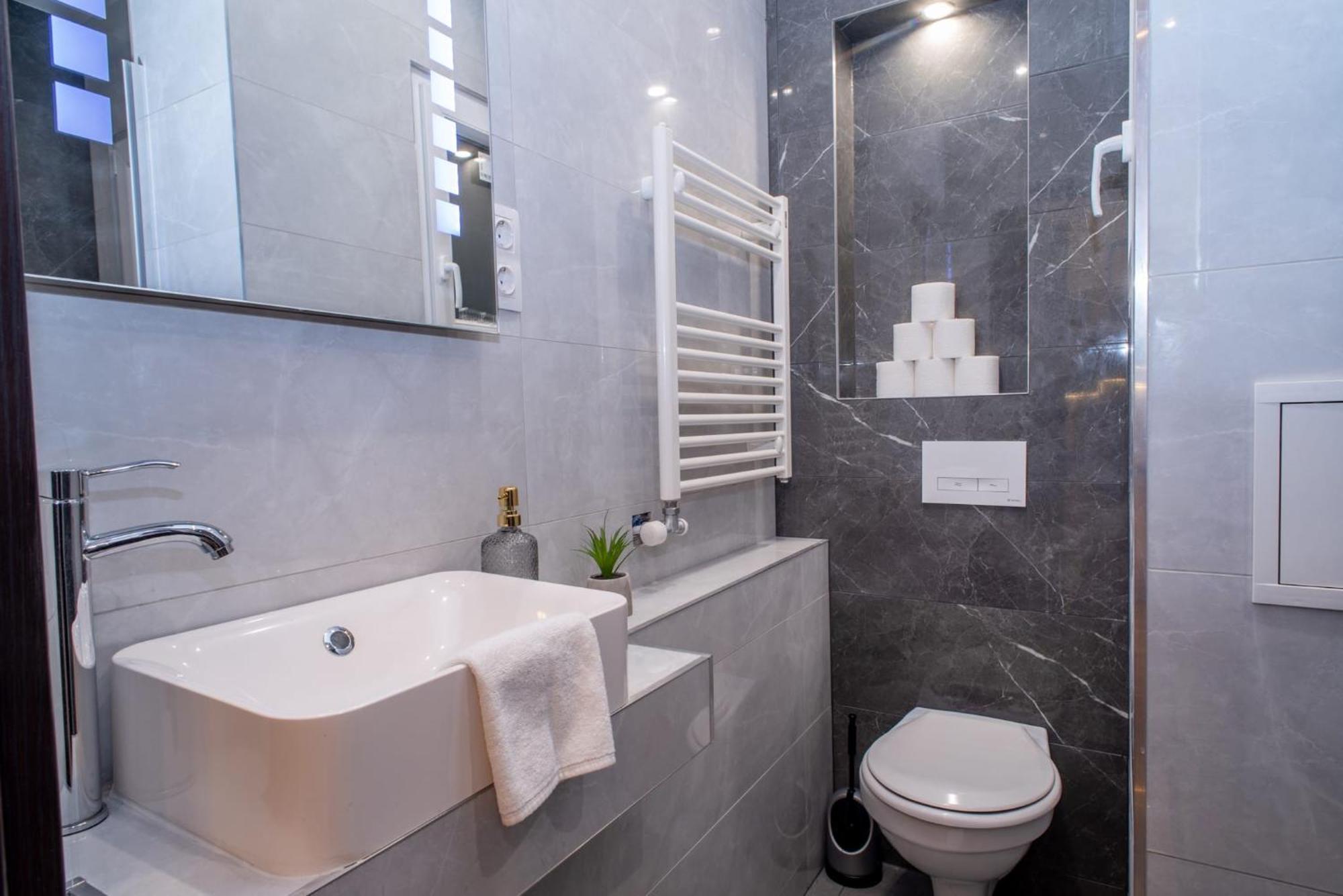 Very Central New And Large Ac Apartment Budapest Ngoại thất bức ảnh